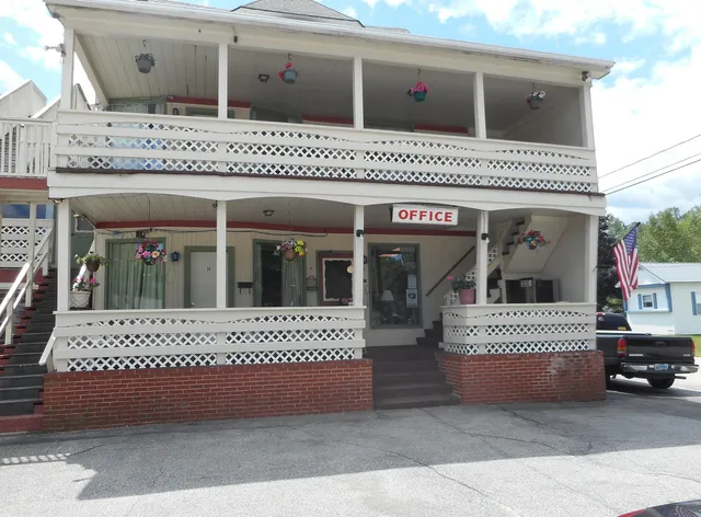 Northern Peaks Motor Inn