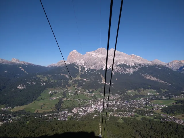 Faloria cable car