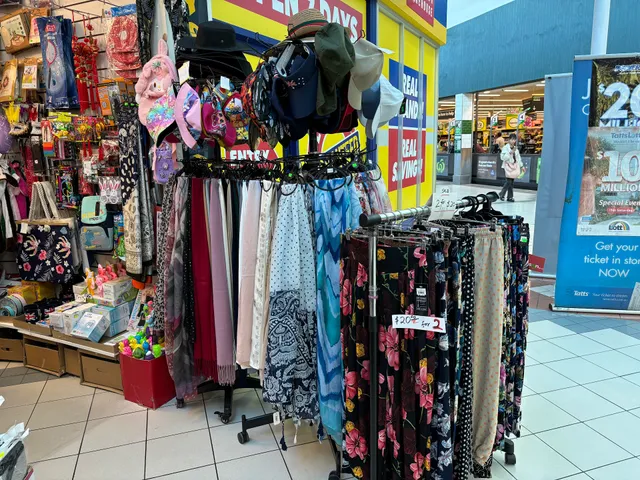 Newmarket Shopping Plaza