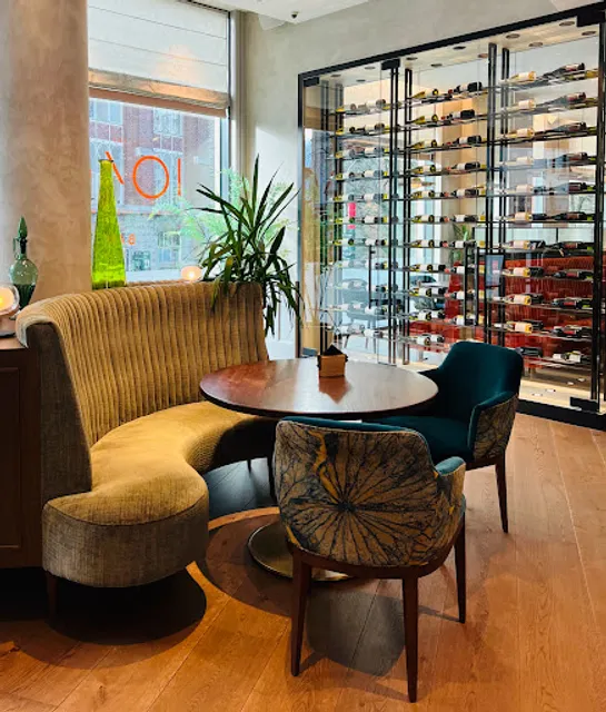 The 1040 - Brasserie and Rooftop Bar