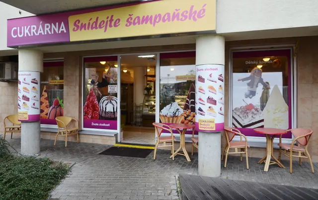 Patisserie Snídejte champagne, Ltd.