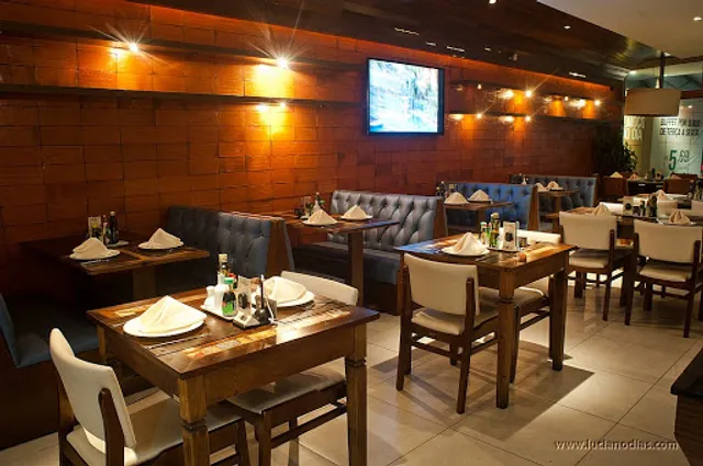 Restaurante Sabores do Mar - Avenida Atlântica 2530 centro