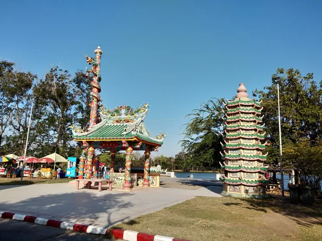 San Chao Pho Phaya Lae