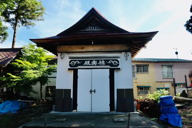 Yokote Shrine (Yokote Shinmeisha)