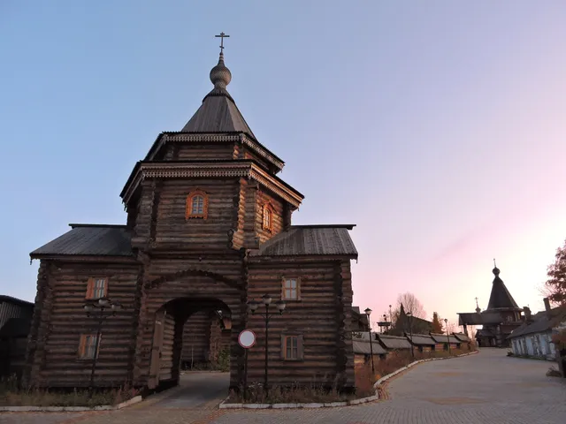 Holy Trinity Feodorite Kola Monastery