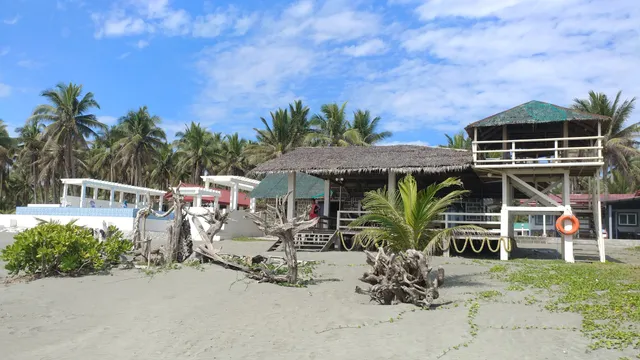 Hermanos Leisure Farm and Surf Camp