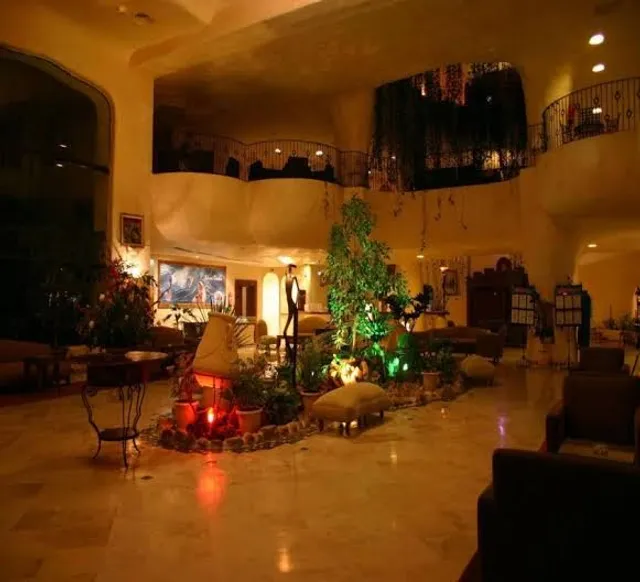 Yasmine hammamet beach