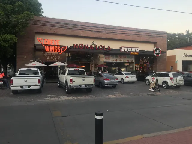 La Nona Lola Mariano Escobedo