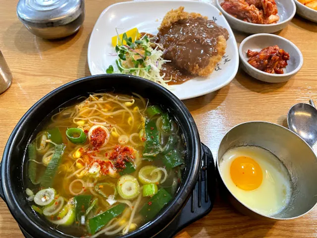 전주콩뿌리콩나물국밥(파이낸스센터점)