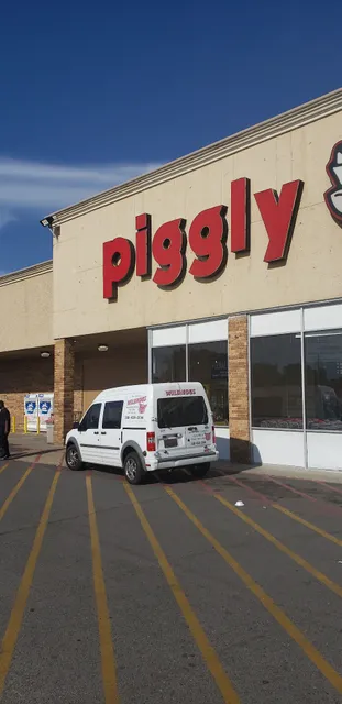 South Main Mall Shopping Center