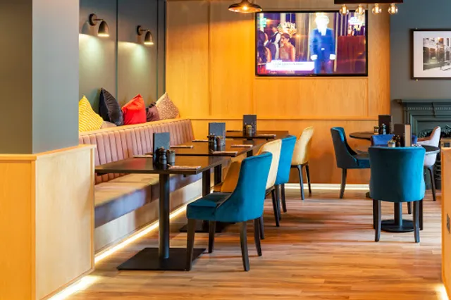 Chambers Sports Bar & Nightclub