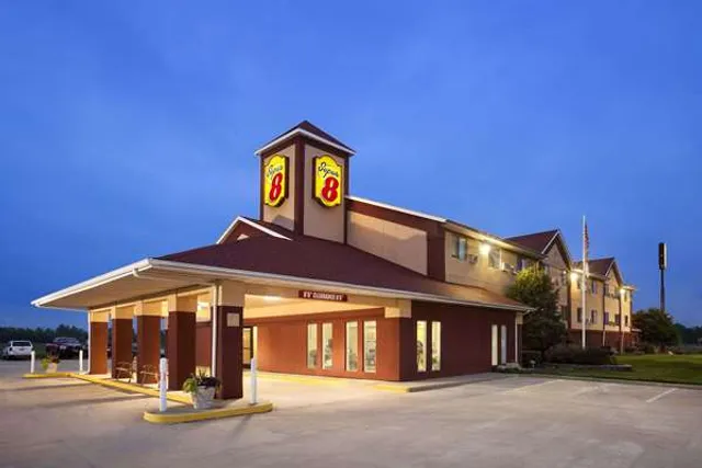 Super 8 by Wyndham Salem