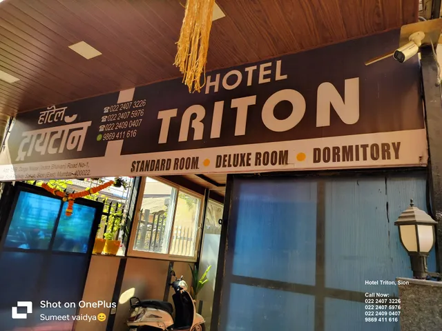 Hotel Triton
