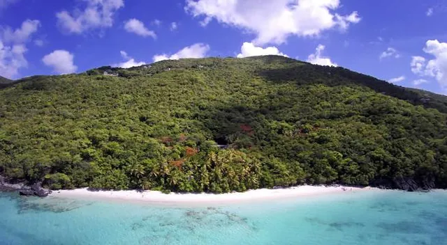 Little Cinnamon Bay Beach