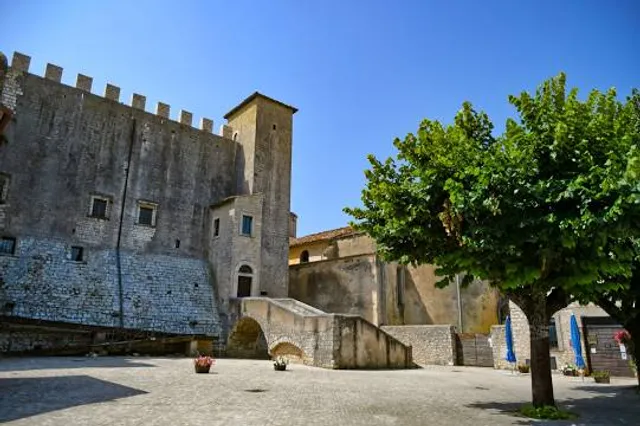 Castello baronale di Maenza