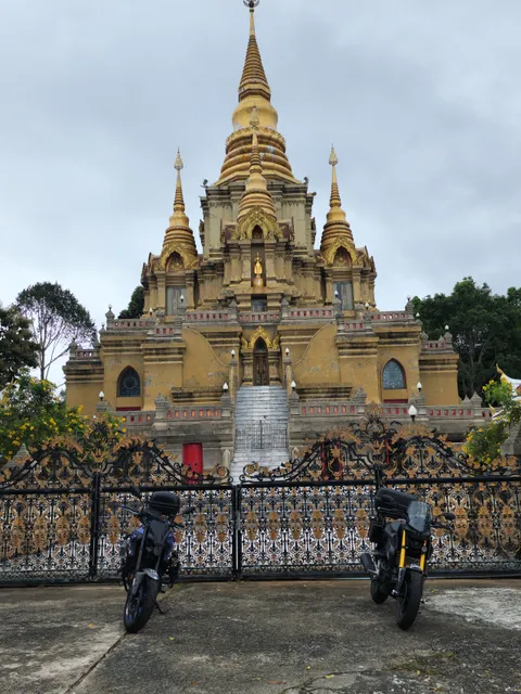 Phra Mahathat Chedi Phra Phuttha Thamma Prakat