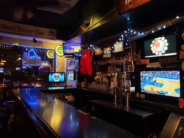 J. McGraugh's Bar & Grill