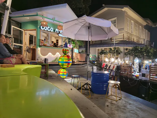 Central Marina Outlet