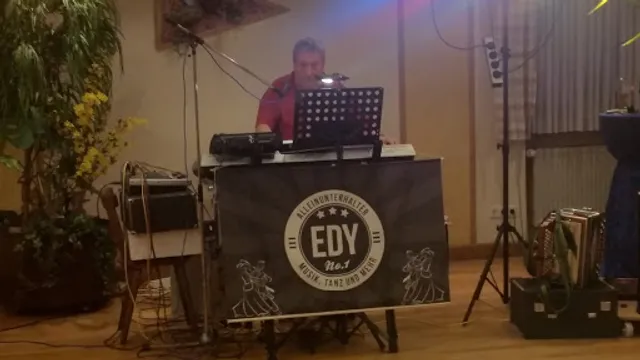 Schrödl Gasthaus Inh. Fam. Fink