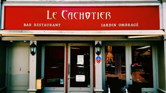 Le Cachotier