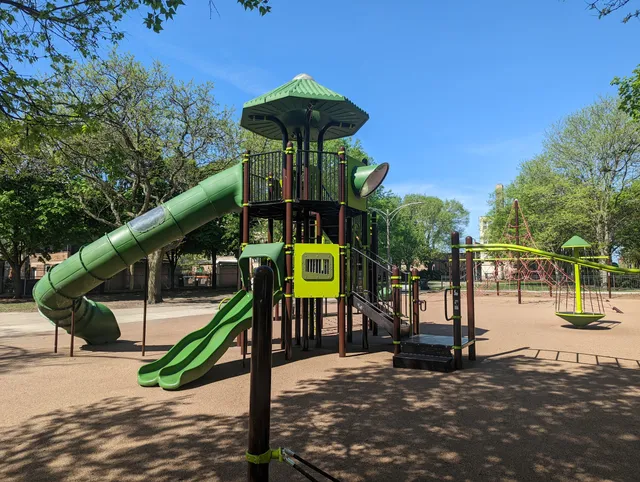 Senn (Nicholas) Park