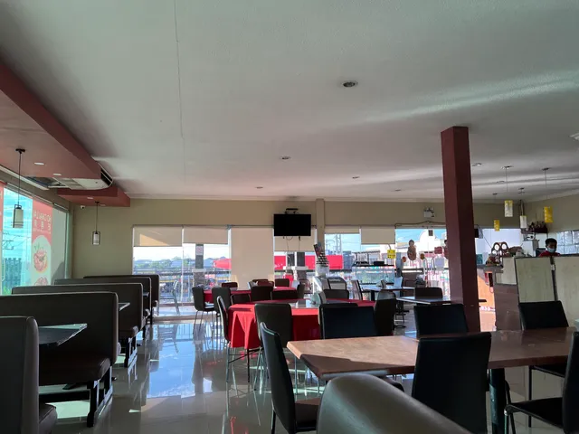 Ho Chai Lai Restaurant - Sta. Rosa Branch