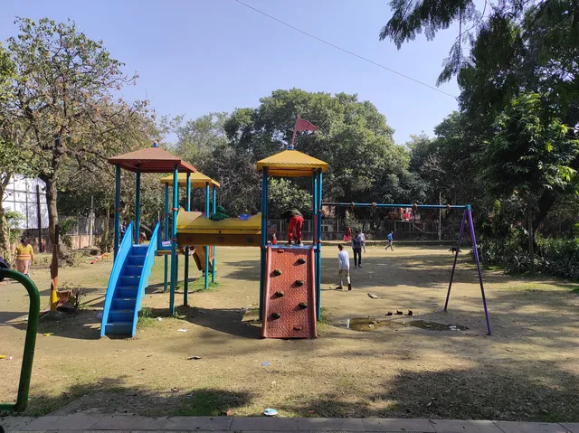 Gulabi bagh Central Park