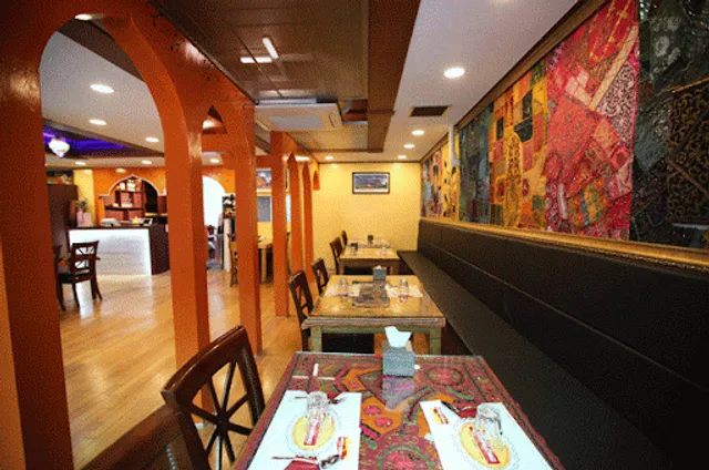 수엠부광주점 Swoyambhu Indian Restaurant