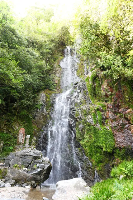 Shimizuno Falls