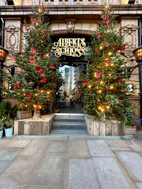 Albert's Schloss - Manchester