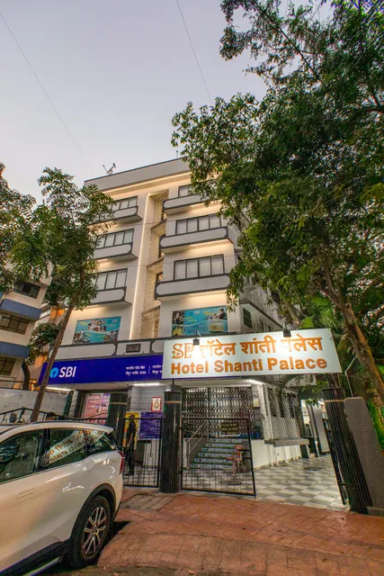 Hotel Shanti Palace