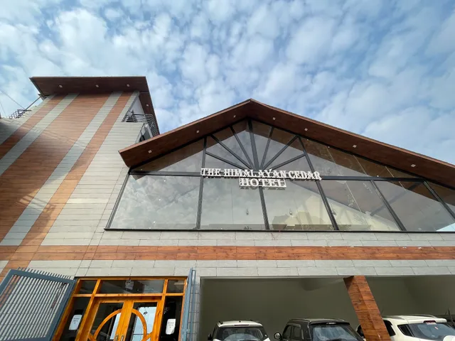 Hotel Himalyan Cedar