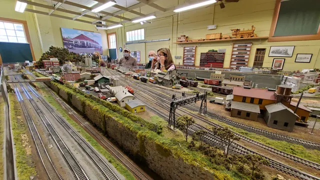 Apple Valley Model Railroad Club