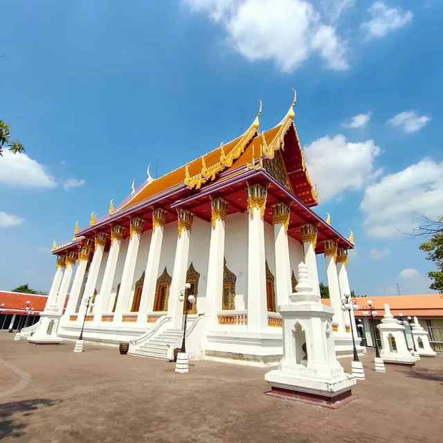 Wat Daowaduengsaram