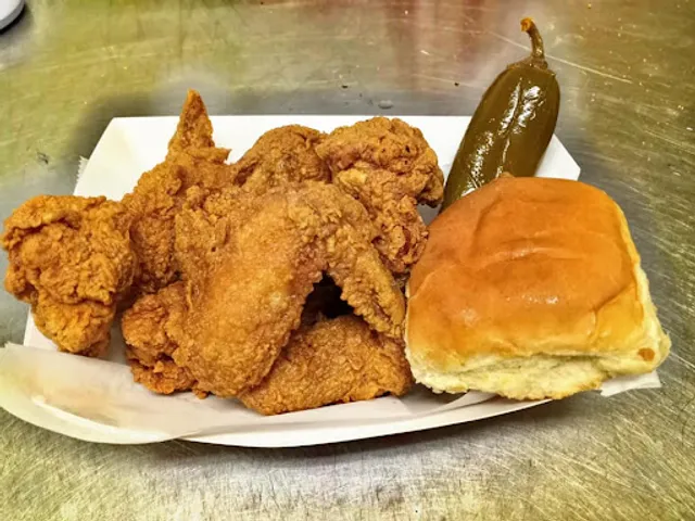 CHICKEN BURGERS PLUS MORE