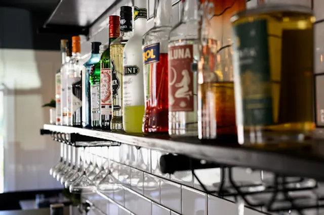 Common Table Food & Drink