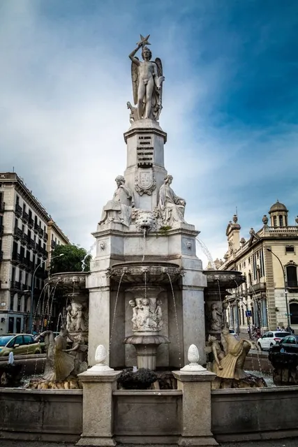 Fuente del Genio Catalán