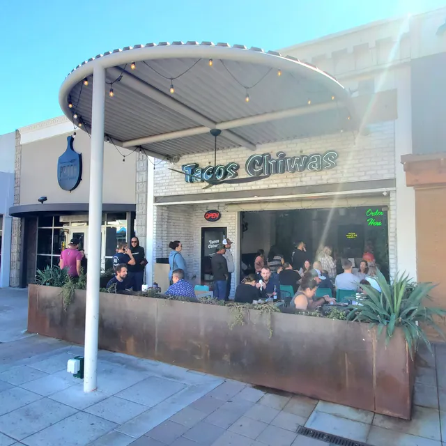 Tacos Chiwas