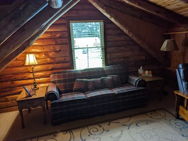 The Hideaway Guest Suite