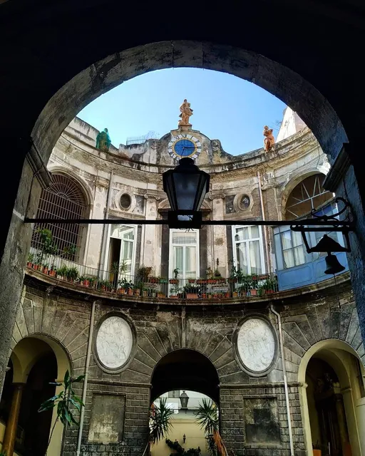 Palazzo Spinelli di Laurino, Naples