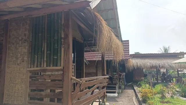 PADI BUNGALOW
