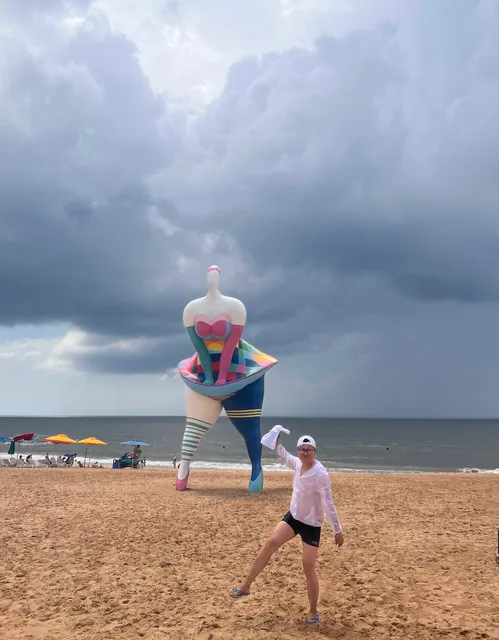 Bikini Beach - Công viên Bãi biển