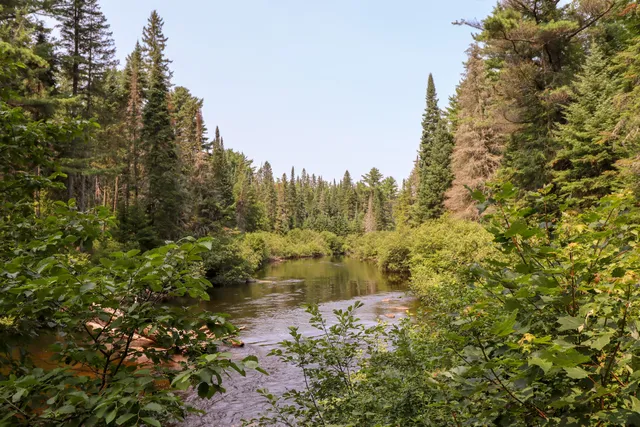 Whiskey Rapids Trail