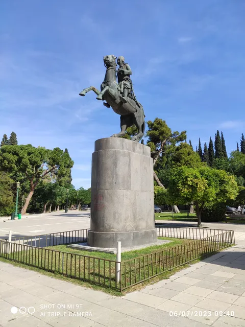 George Karaiskakis Statue