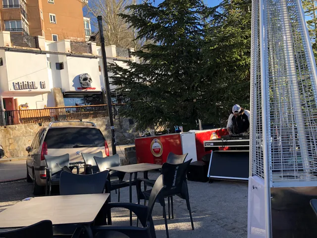 Canalla Tacos y Tragos