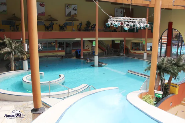 Freizeit- und Erlebnisbad AquariUM