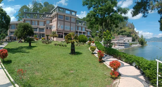 Portola Grand Renggali Hotel Takengon