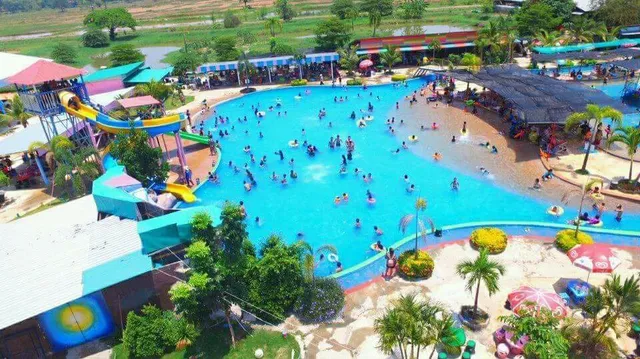 Wichitchai waterpark