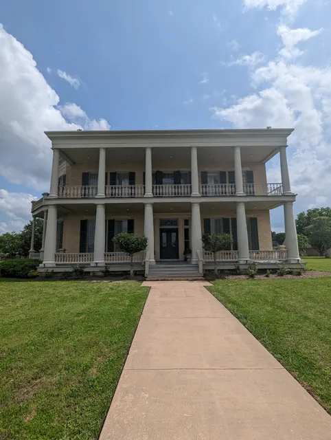 Giddings Stone Mansion