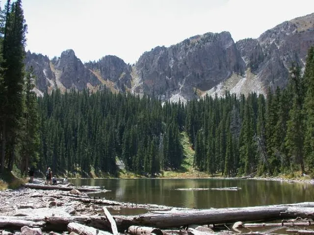 Trampas Lakes